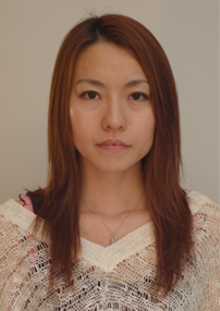 ソフト縮毛矯正後のフロント写真です。